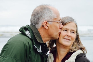 senior couple 325